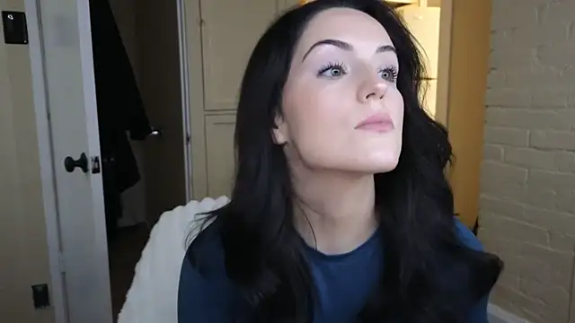 Snapshot of sexylilly69 chatting on 01.13.26 sexylilly69 online show from 01.13.26