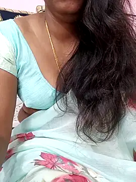 Snapshot of indian-adhaya chatting on 05.11.26 indian-adhaya online show from 05.11.26
