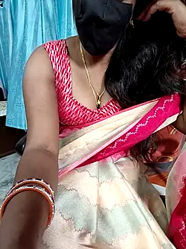 Snapshot of indian-adhaya chatting on 06.08.26 indian-adhaya online show from 06.08.26