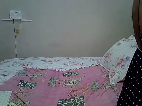 Cariepink online show from 07.18.26