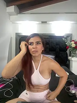 Snapshot of Arianna_Jones1 chatting on 06.20.26 Arianna Jones1 online show from 06.20.26
