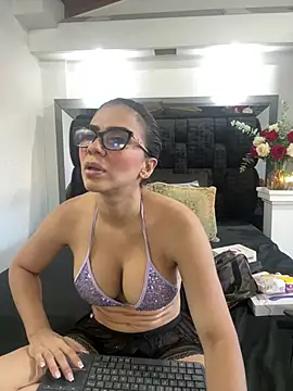 Arianna Jones1 online show from 08.02.26