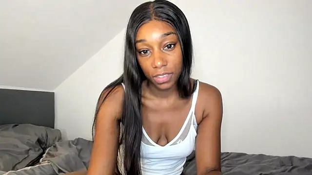 Snapshot of smileybabe chatting on 11.13.25 smileybabe online show from 11.13.25