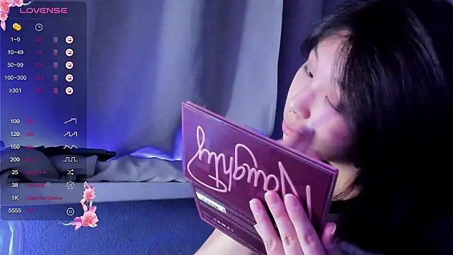 Snapshot of maydaykimmy chatting on 12.08.24 maydaykimmy online show from 12.08.24