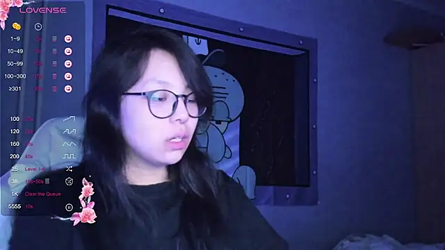 Snapshot of maydaykimmy chatting on 12.26.24 maydaykimmy online show from 12.26.24