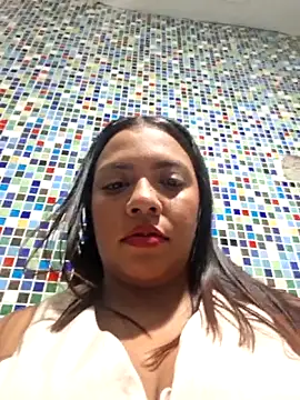 Snapshot of CanelitaPasion chatting on 10.04.25 CanelitaPasion online show from 10.04.25