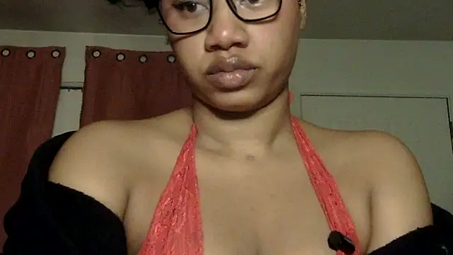 Snapshot of goddessdaisysky chatting on 11.20.25 goddessdaisysky online show from 11.20.25