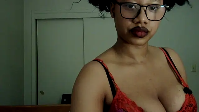 Snapshot of goddessdaisysky chatting on 01.12.26 goddessdaisysky online show from 01.12.26