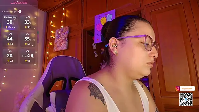 Snapshot of eva_rosse69 chatting on 08.01.26 eva rosse69 online show from 08.01.26