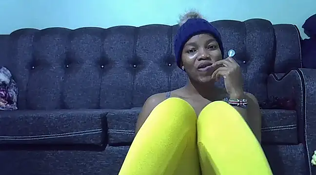 prettychoco1 online show from 02.06.25