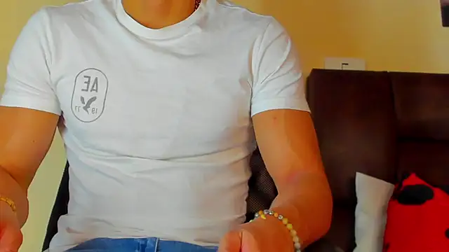 Snapshot of MikeRoss7777 chatting on 07.02.26 MikeRoss7777 online show from 07.02.26