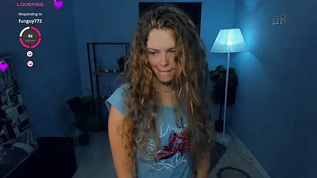 RayaNenlia online show from 10.12.25