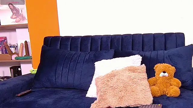 Snapshot of AfroditaRoy chatting on 02.19.25 AfroditaRoy online show from 02.19.25