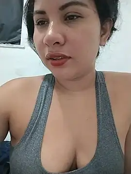 Snapshot of Yara0k chatting on 04.06.26 Yara0k online show from 04.06.26