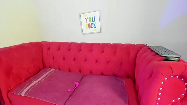 bulma bambina  online show from 02.16.25