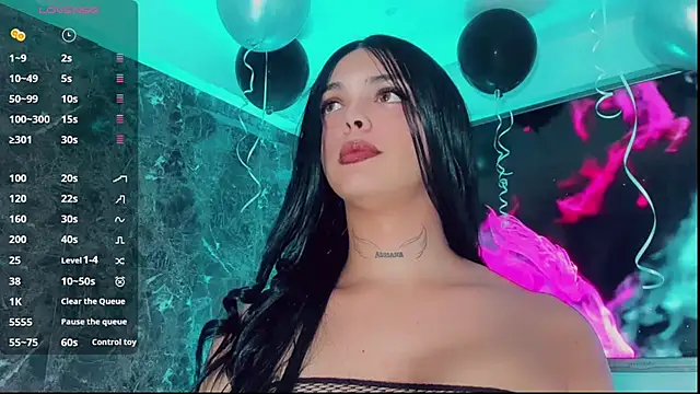 Snapshot of Emmaa_Saenz_ chatting on 09.15.25 Emmaa Saenz online show from 09.15.25