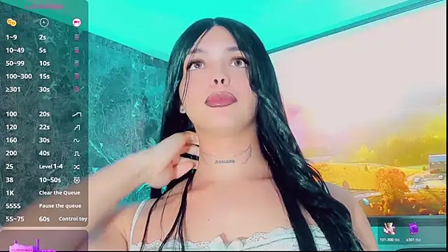 Snapshot of Emmaa_Saenz_ chatting on 10.18.25 Emmaa Saenz online show from 10.18.25