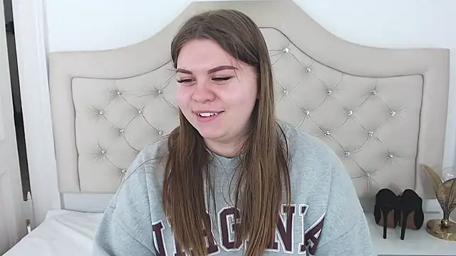 Snapshot of AbbyPleasure chatting on 01.28.25 AbbyPleasure online show from 01.28.25