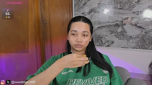 Miss Carolinawest online show from 02.03.25