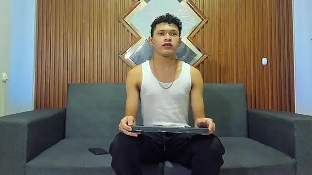 Snapshot of liam_genner_ chatting on 01.26.25 liam genner online show from 01.26.25