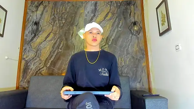 Snapshot of liam_genner_ chatting on 02.12.25 liam genner online show from 02.12.25