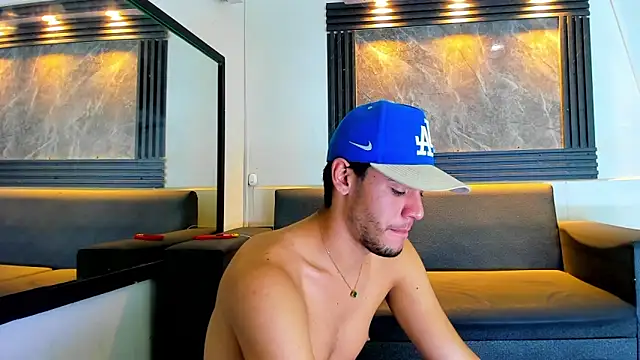 Snapshot of liam_genner_ chatting on 09.08.25 liam genner online show from 09.08.25