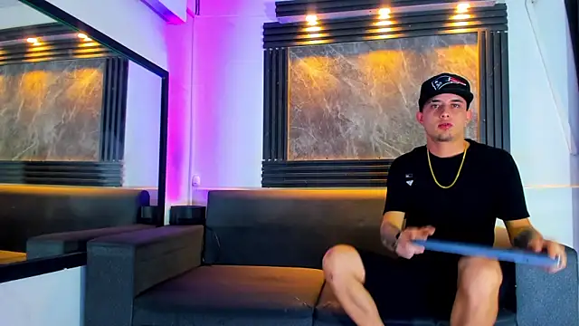 Snapshot of liam_genner_ chatting on 09.15.25 liam genner online show from 09.15.25