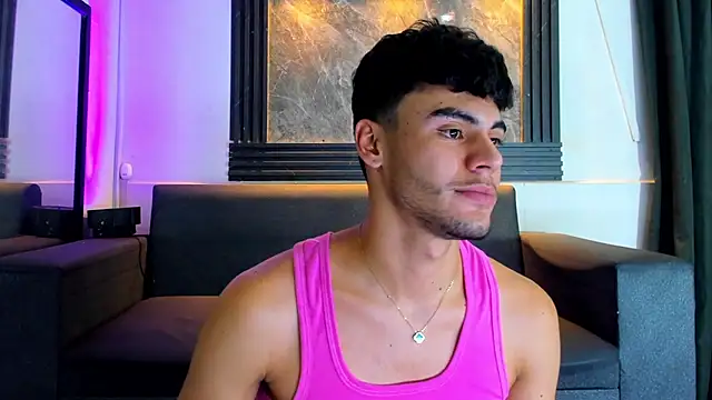 Snapshot of liam_genner_ chatting on 09.18.25 liam genner online show from 09.18.25