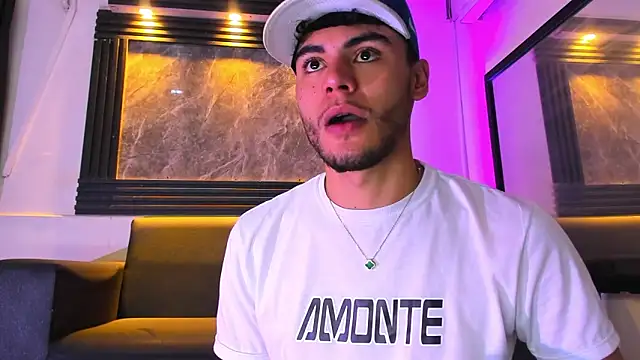 Snapshot of liam_genner_ chatting on 10.13.25 liam genner online show from 10.13.25