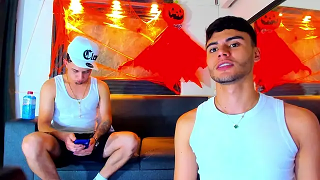 Snapshot of liam_genner_ chatting on 10.22.25 liam genner online show from 10.22.25