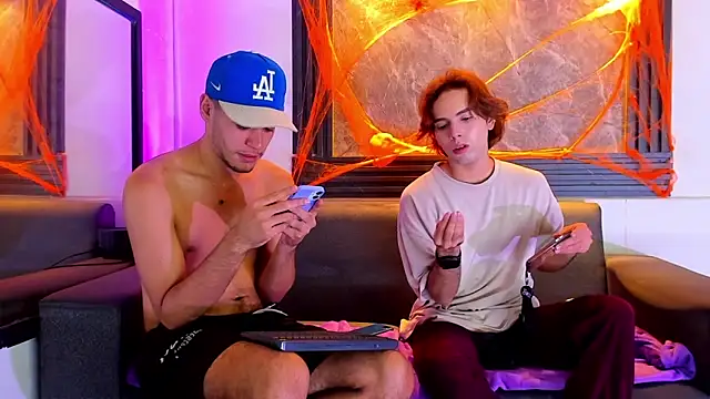 Snapshot of liam_genner_ chatting on 10.23.25 liam genner online show from 10.23.25