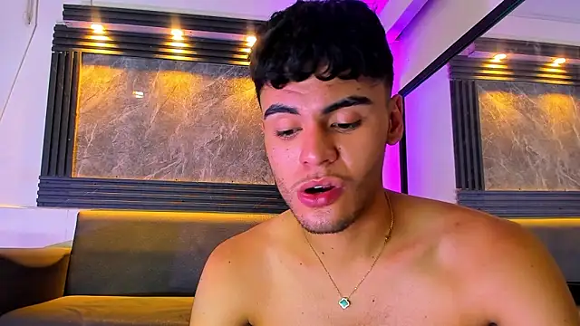 Snapshot of liam_genner_ chatting on 11.07.25 liam genner online show from 11.07.25