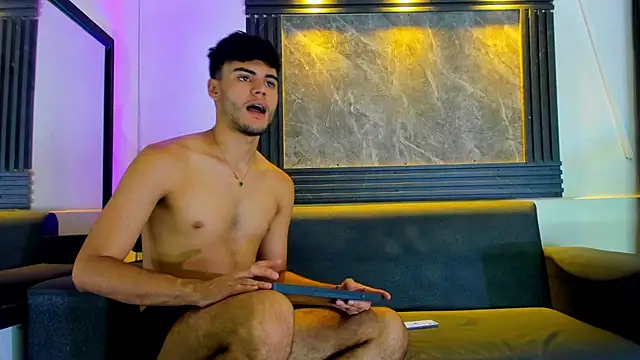 Snapshot of liam_genner_ chatting on 11.13.25 liam genner online show from 11.13.25