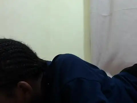 Snapshot of queen-sasha chatting on 05.20.26 queen-sasha online show from 05.20.26