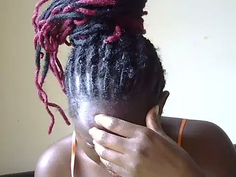 Seeexxxy-bree online show from 12.15.25