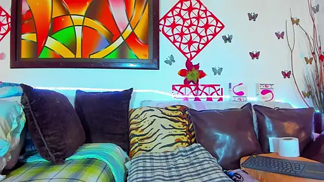 SQUIRTBRUNETE online show from 05.04.26