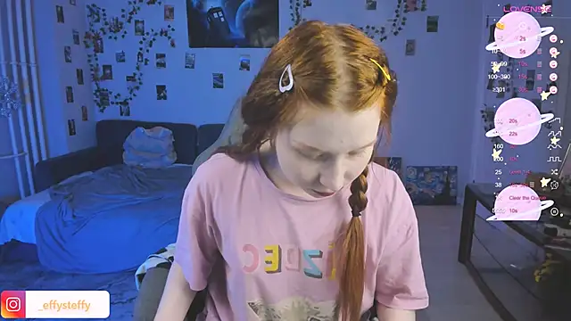 Snapshot of CallMeEffy1 chatting on 10.05.25 CallMeEffy1 online show from 10.05.25