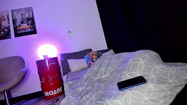 Curlblue online show from 03.14.25