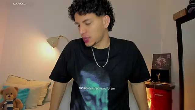 Curlblue online show from 09.22.25