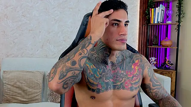 AdanReilly online show from 03.07.26