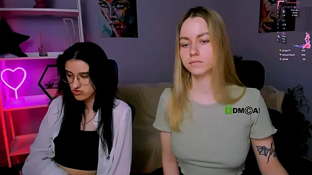 Snapshot of scarlet_mooore chatting on 03.11.25 scarlet mooore online show from 03.11.25