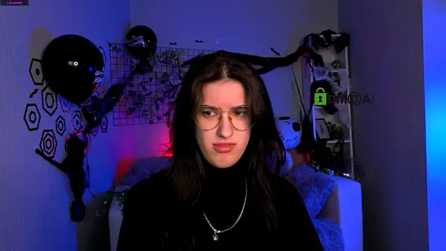 Snapshot of scarlet_mooore chatting on 10.23.25 scarlet mooore online show from 10.23.25