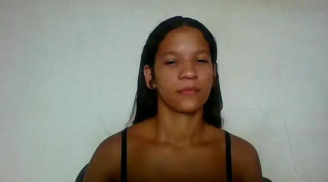 Snapshot of By_Aninha chatting on 03.08.25 By Aninha online show from 03.08.25