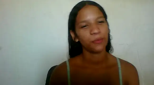 Snapshot of By_Aninha chatting on 03.10.25 By Aninha online show from 03.10.25
