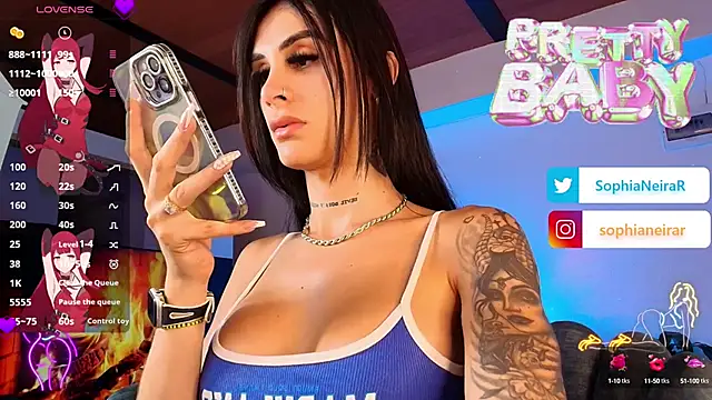 Snapshot of goddess_dollxxx chatting on 03.23.25 goddess dollxxx online show from 03.23.25