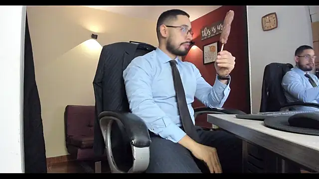 Snapshot of thesexlawyer1 chatting on 01.16.26 thesexlawyer1 online show from 01.16.26