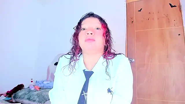 Emily Coper18 online show from 05.02.26