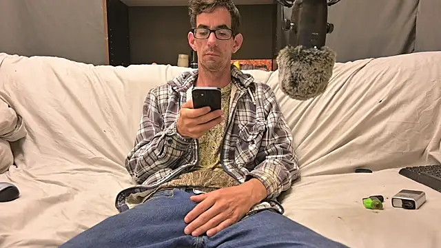 joeiandola online show from 10.31.25