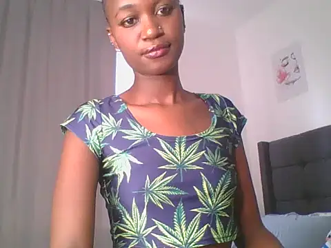 Snapshot of MissLilly1 chatting on 01.14.26 MissLilly1 online show from 01.14.26