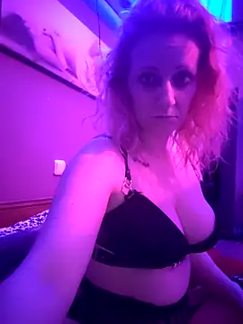 Snapshot of Wendyx666_Pika chatting on 09.28.25 Wendyx666 Pika online show from 09.28.25